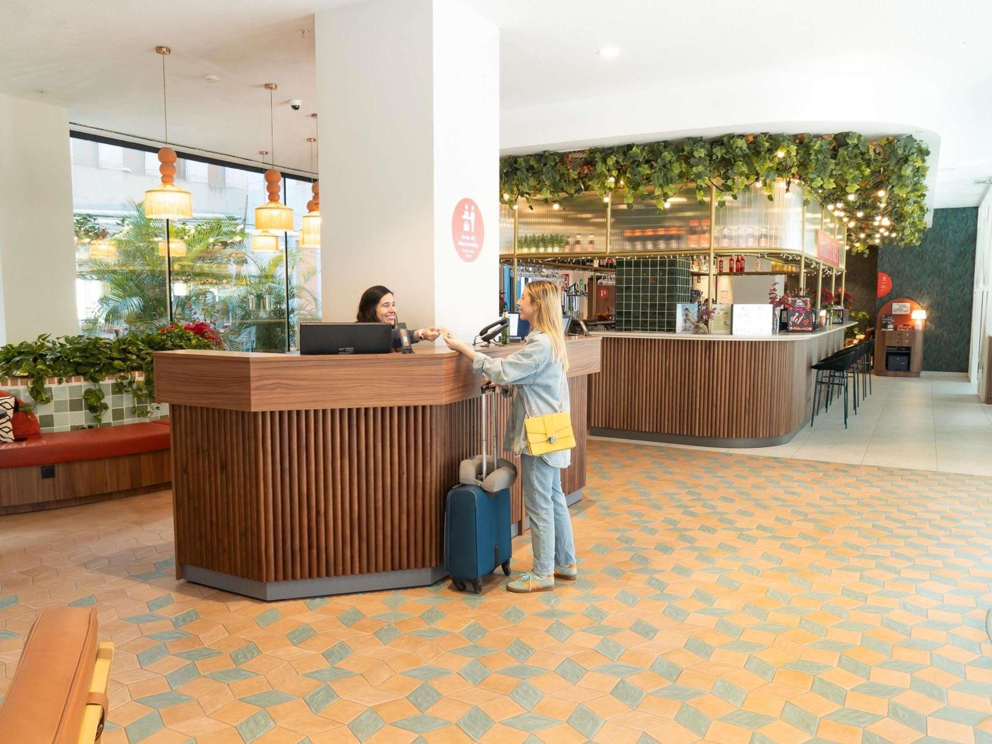 Ibis Styles Sevilla City Santa Justa ภายนอก รูปภาพ