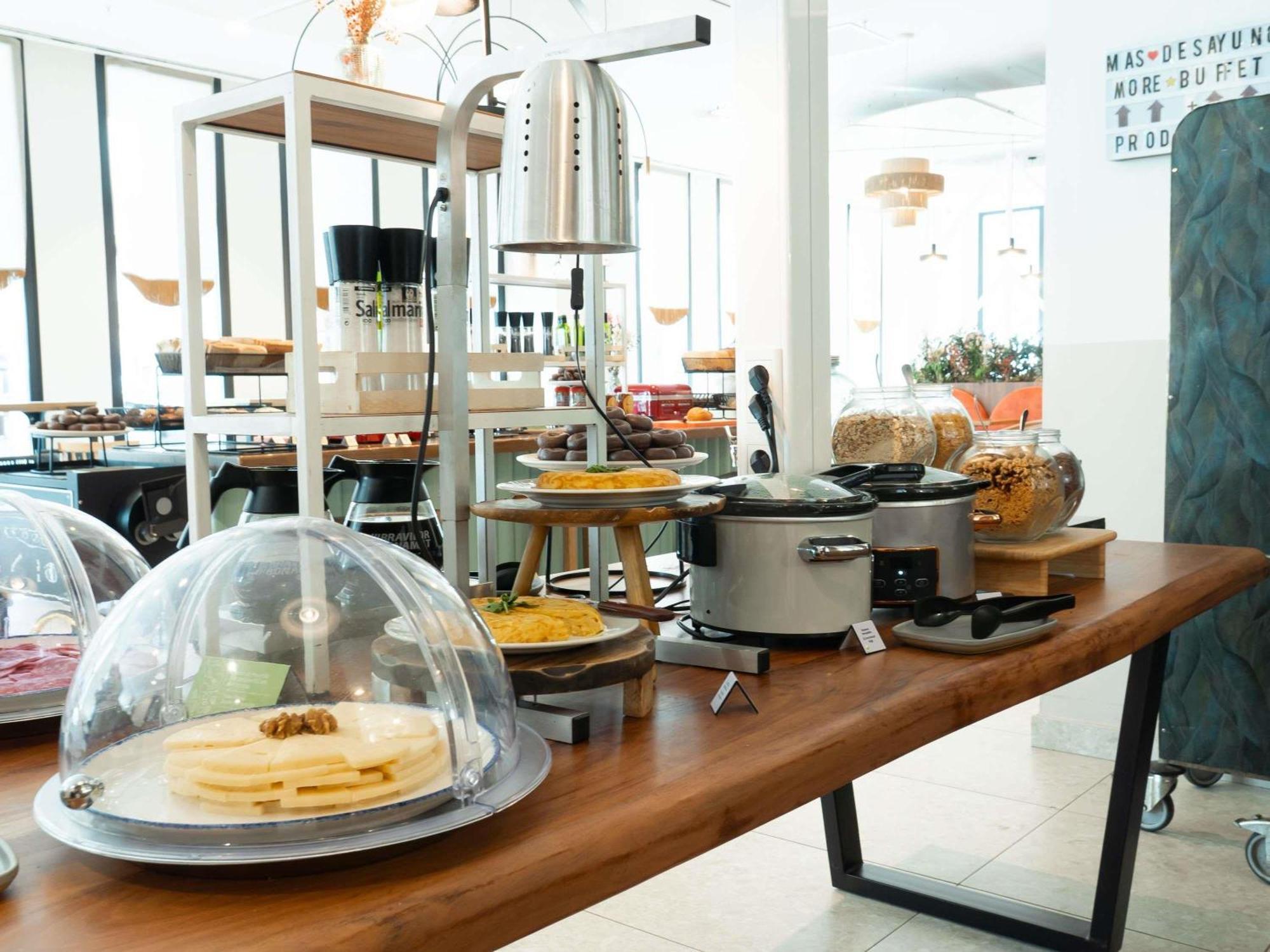 Ibis Styles Sevilla City Santa Justa ภายนอก รูปภาพ