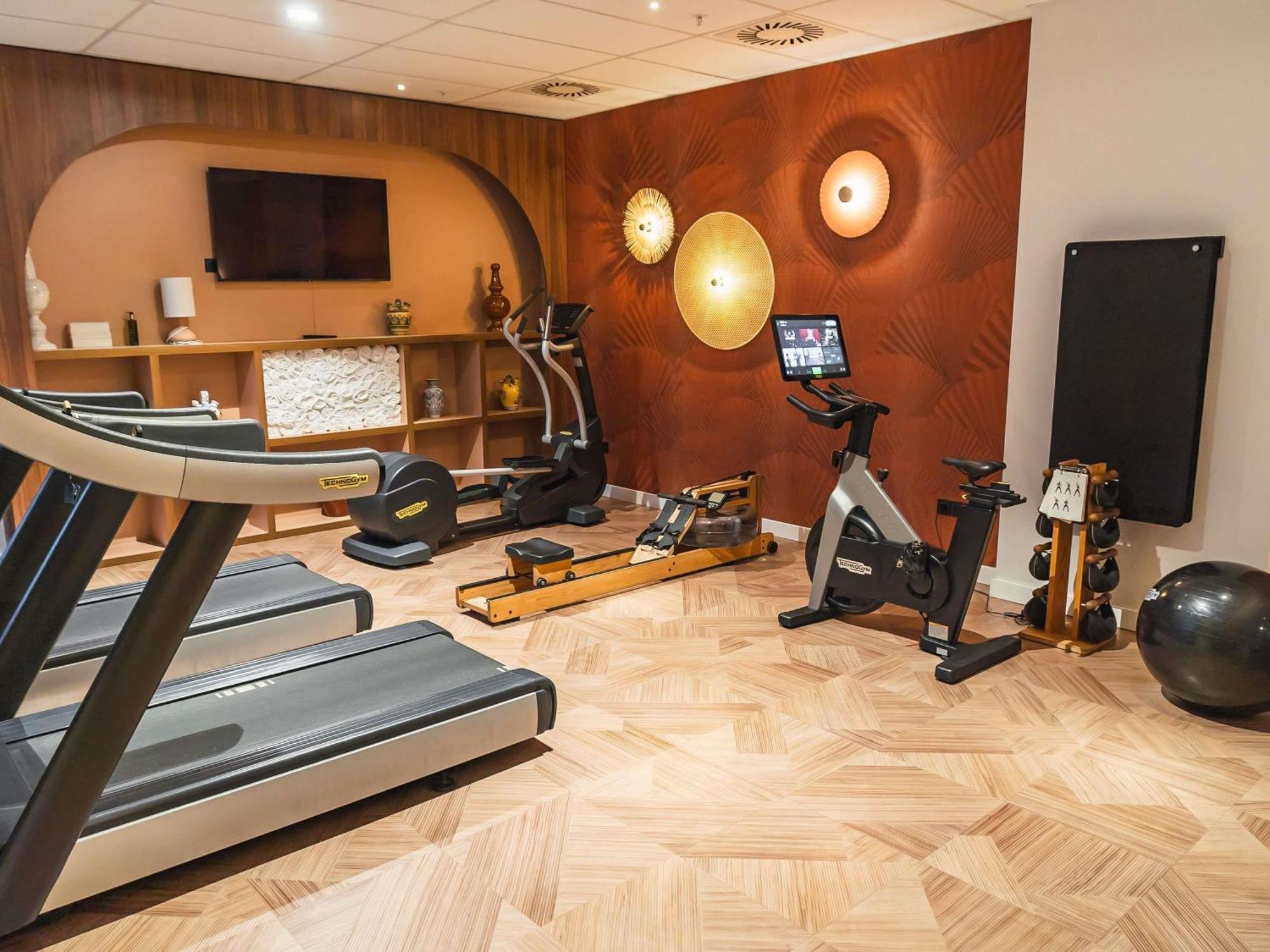 Ibis Styles Sevilla City Santa Justa ภายนอก รูปภาพ