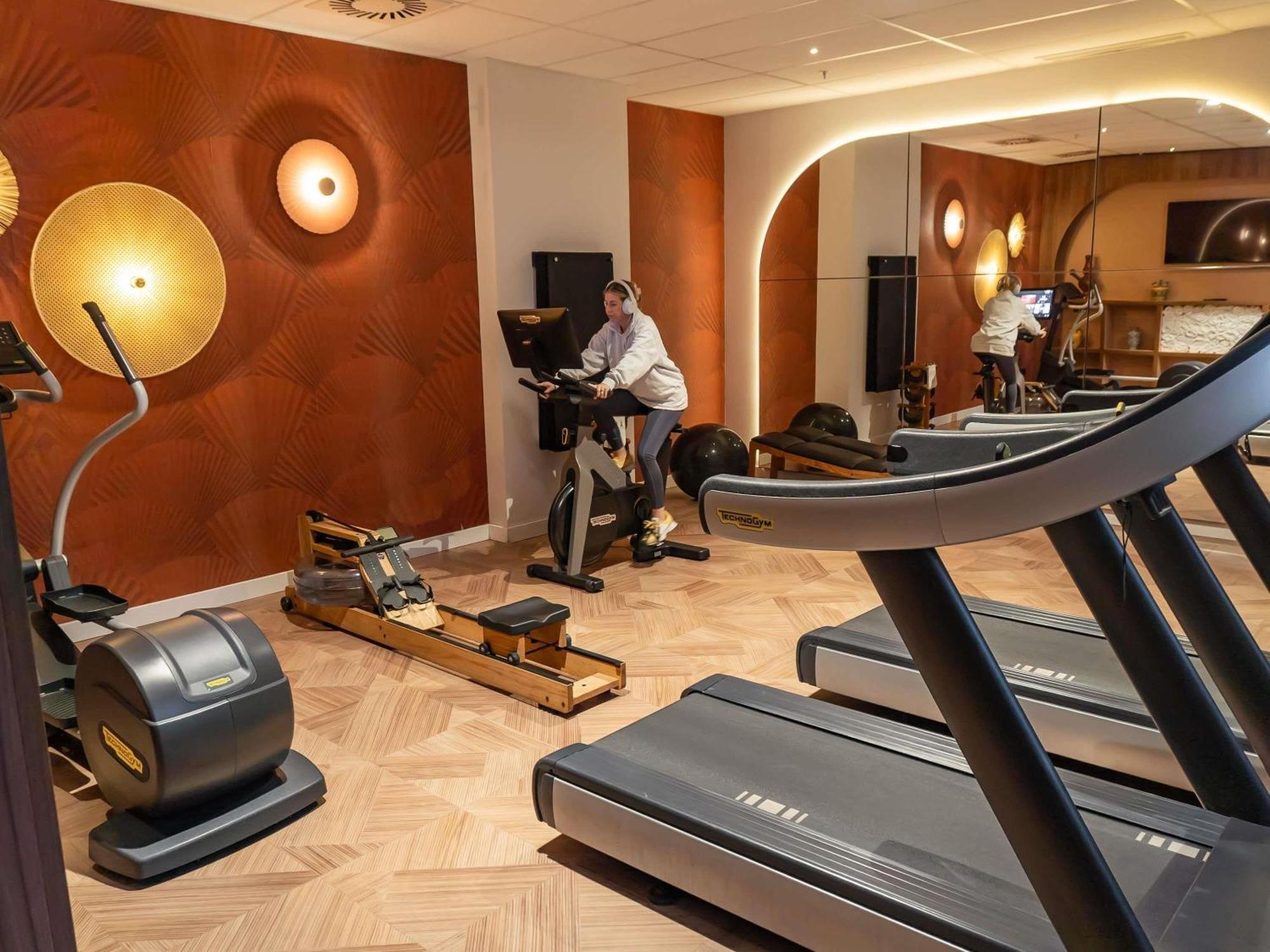 Ibis Styles Sevilla City Santa Justa ภายนอก รูปภาพ