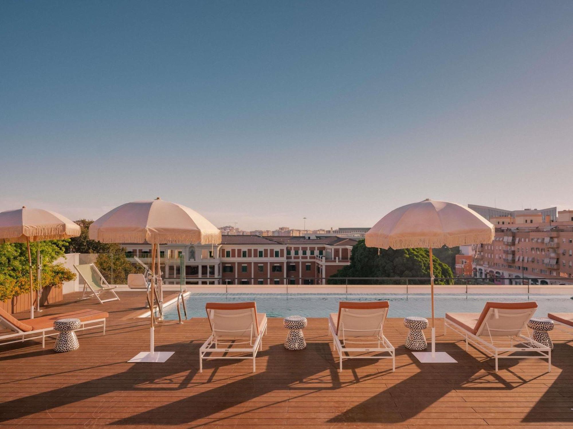 Ibis Styles Sevilla City Santa Justa ภายนอก รูปภาพ